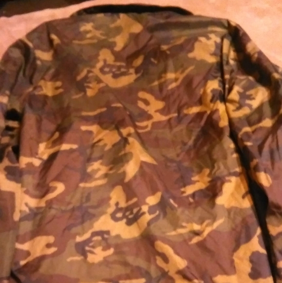 jacket - Picture 2 of 2